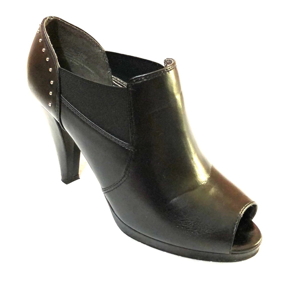 Lane Bryant Black Bootie - Picture 2 of 7